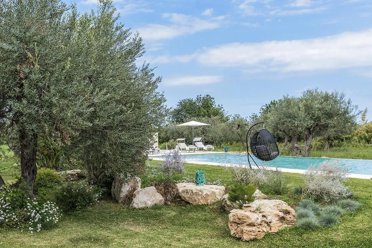Zahir Country House Hotel Noto