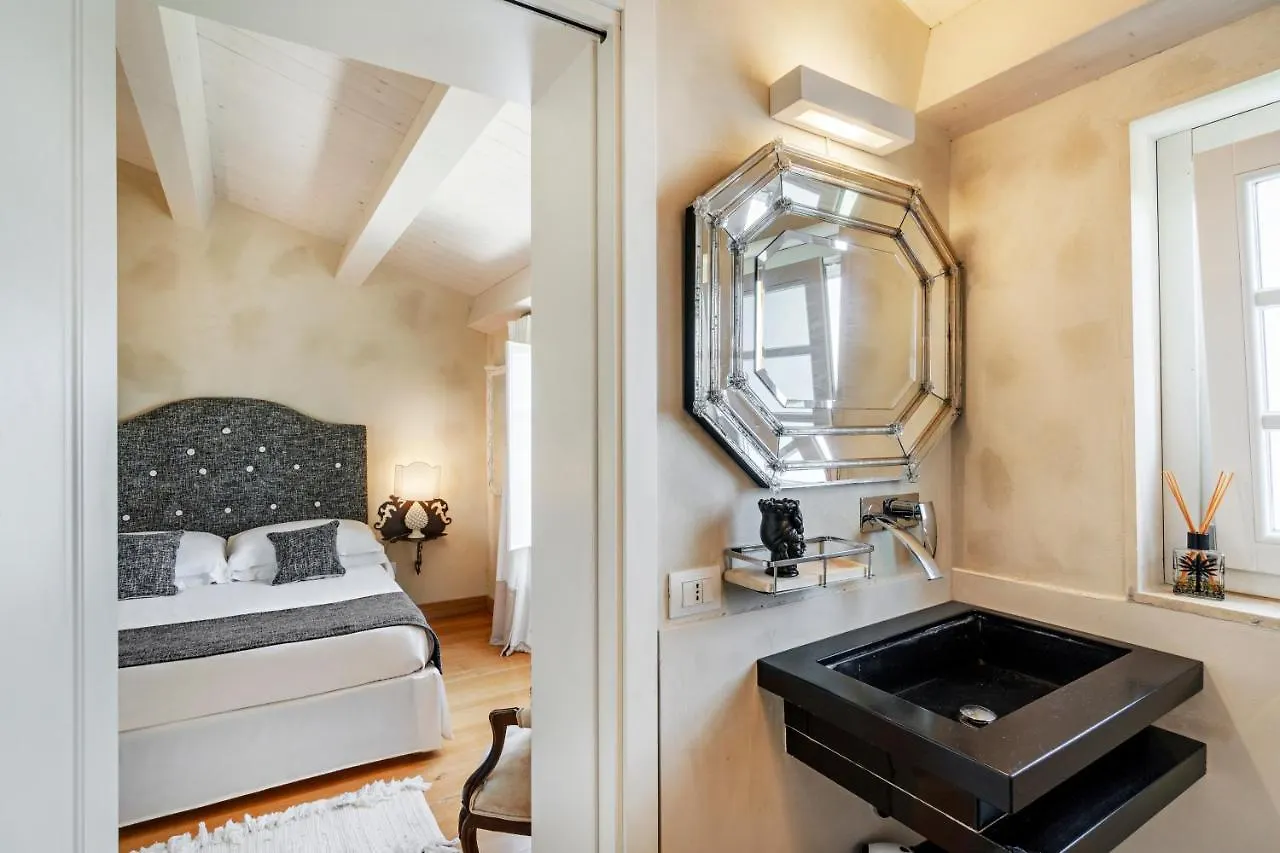 Zahir Country House Hotel Noto