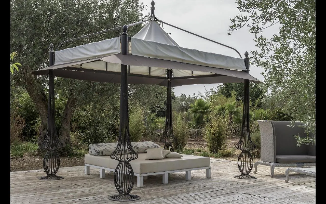 Zahir Country House Hotel Noto