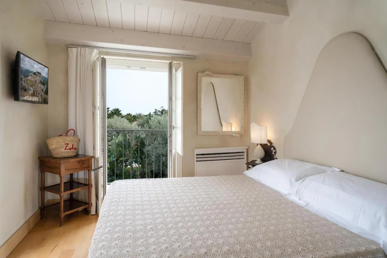 Zahir Country House Hotel Noto