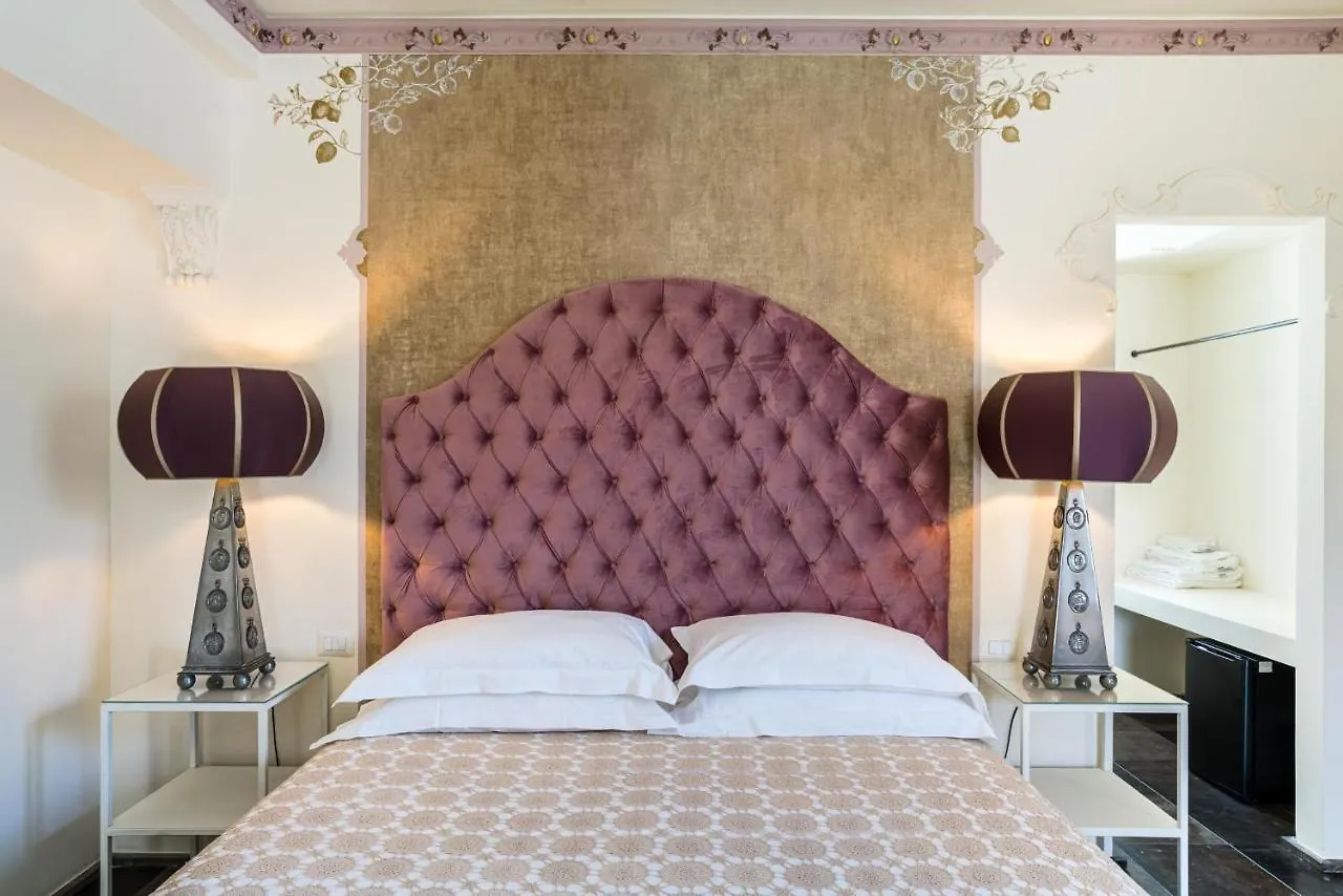 Zahir Country House Hotel Noto