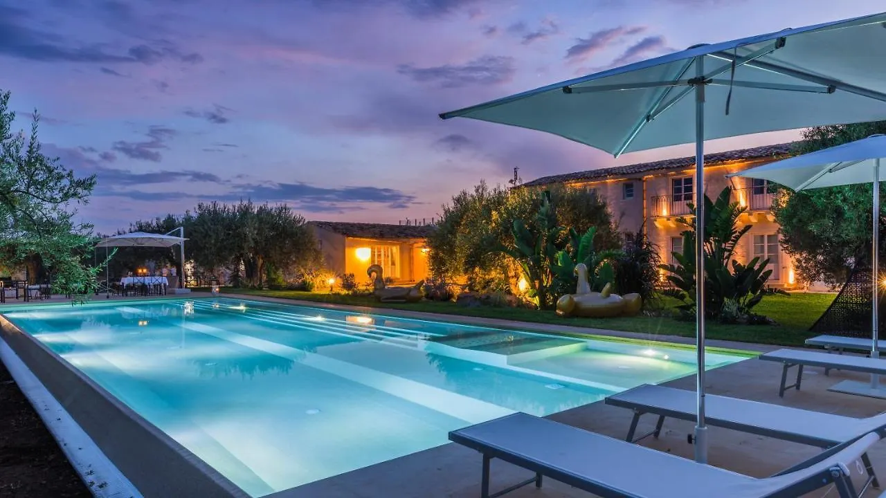 Zahir Country House Hotel Noto 3*,