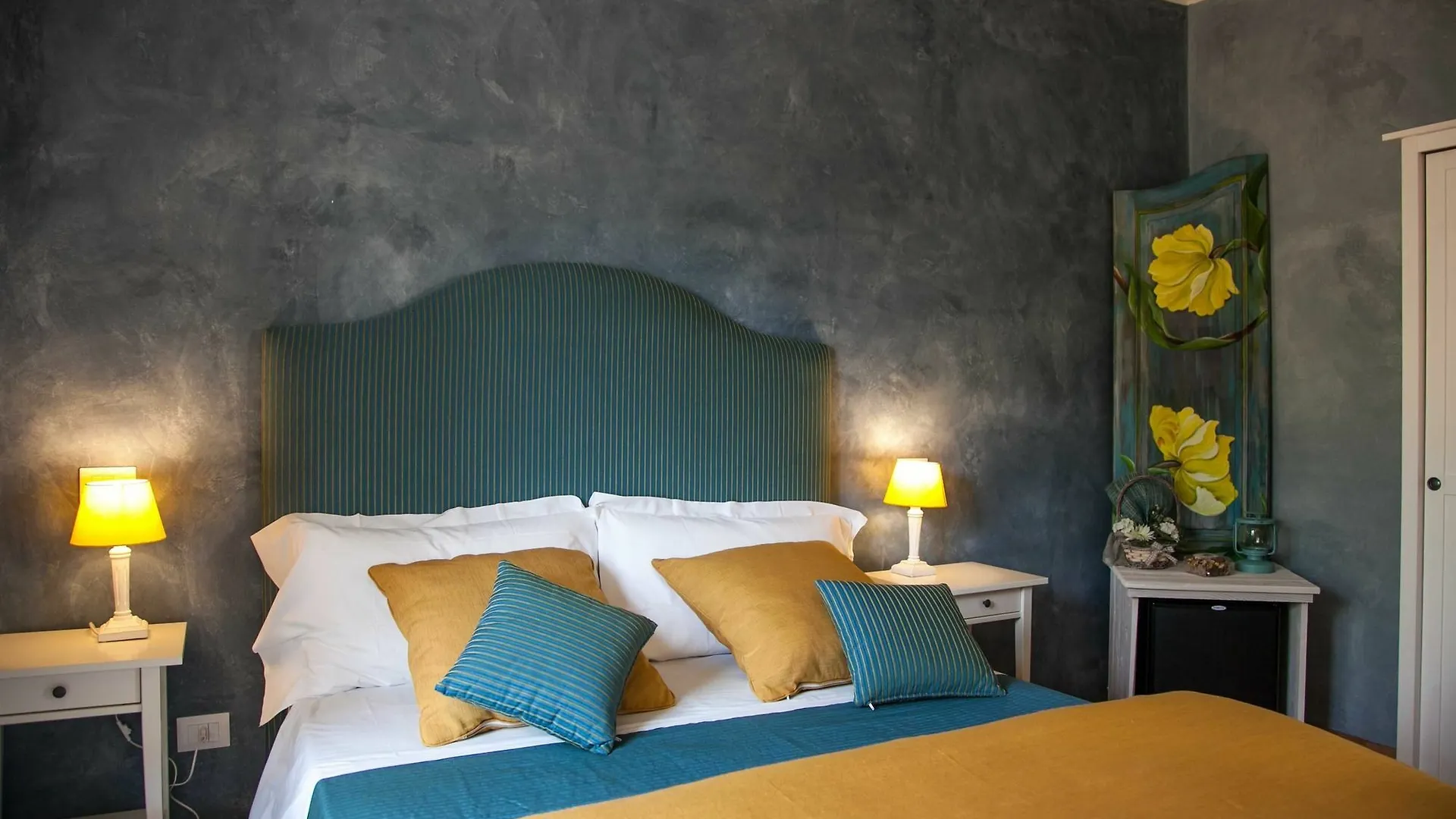 Zahir Country House Hotel Noto