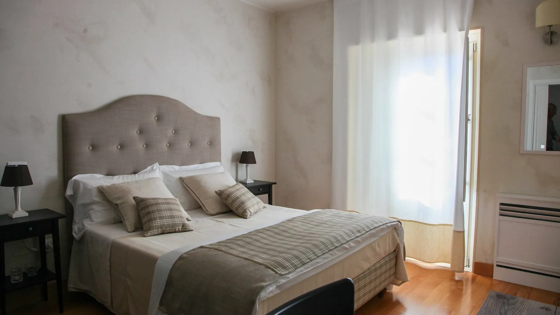Zahir Country House Hotel Noto