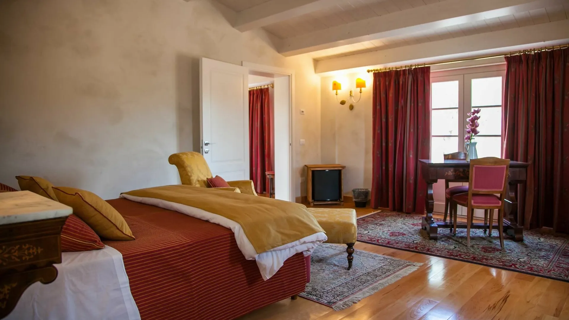 Zahir Country House Hotel Noto